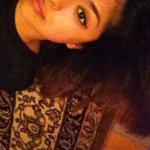 Meet your Posher, Chanel